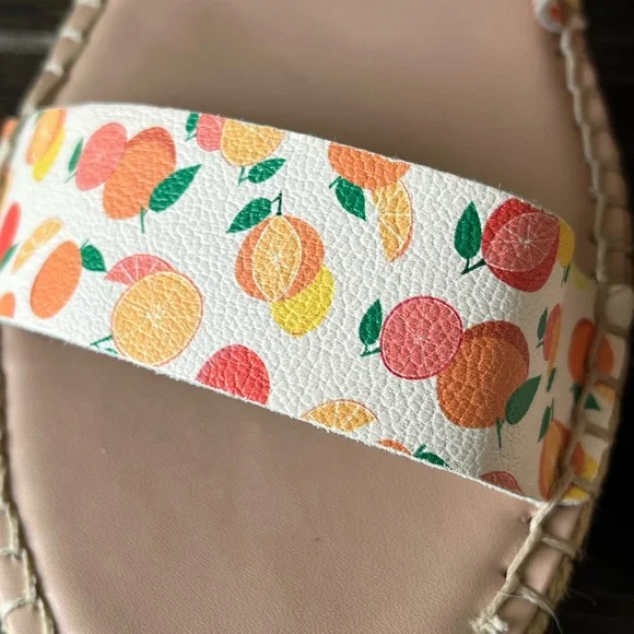 Cole Haan Pinch Sandals Marine Classic Espadrilles Fruit Print Size 7.5 B - Picture 10 of 16